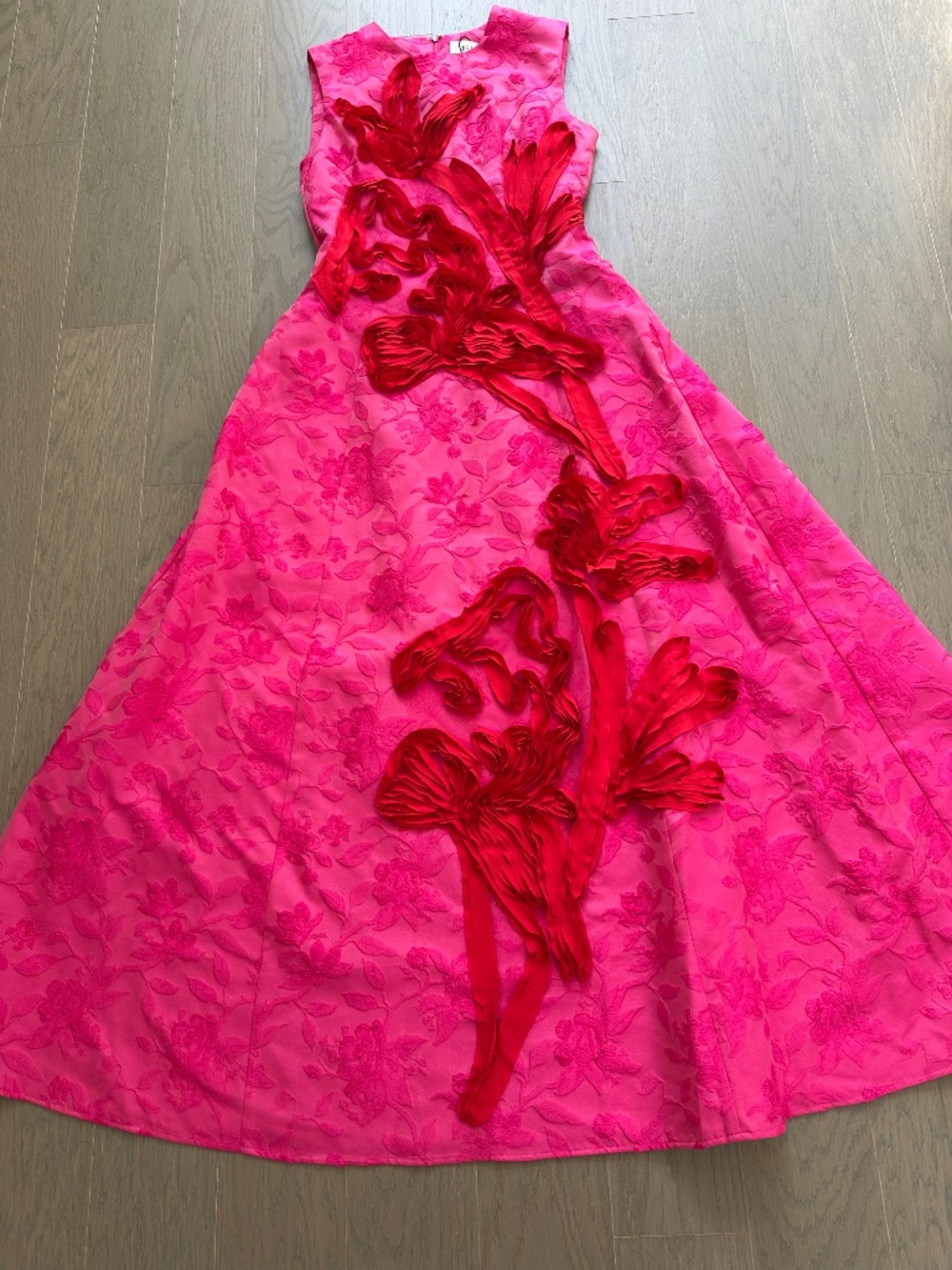 Elliatt Florentia Pink Red Jacquard Maxi Dress Floral - Size Small - Picture 3 of 10